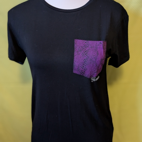 GUESS Black Tee with Purple Pocket - Picture 8 of 8